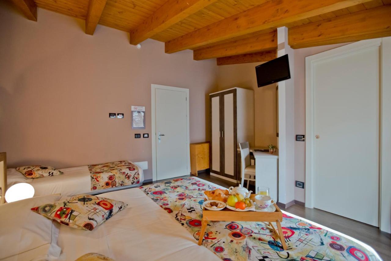 Hotel Lago Di Como كوليكو المظهر الخارجي الصورة