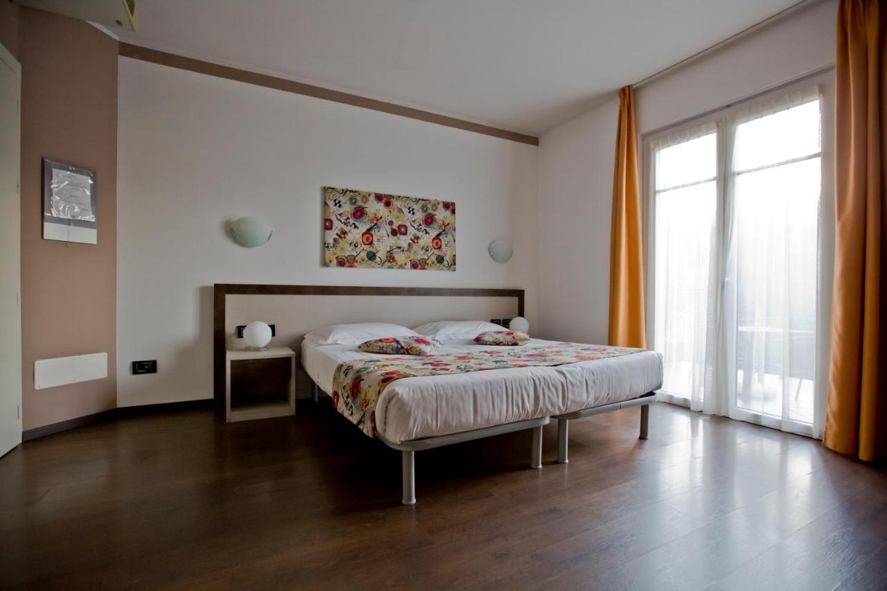 Hotel Lago Di Como كوليكو المظهر الخارجي الصورة